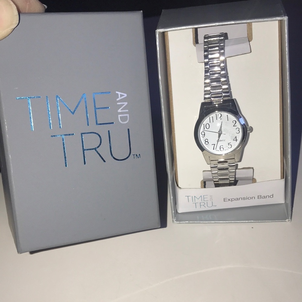 NIB Women’s Time & Tru Quartz Watch